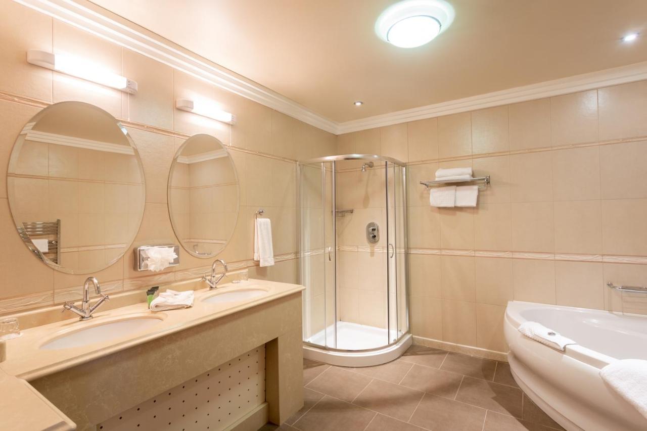 Lawlors Hotel Naas Dış mekan fotoğraf